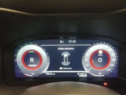 Photo 45 Nissan Juke  HYBRID 143