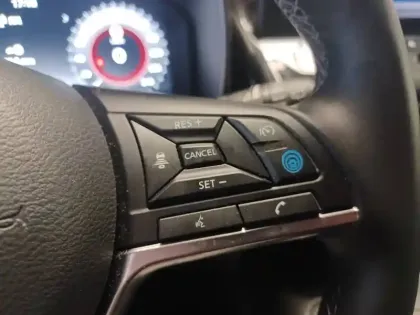 Photo 30 Nissan Juke  HYBRID 143