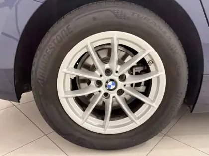 Photo 23 BMW Serie 3 318d 150 ch BVA8