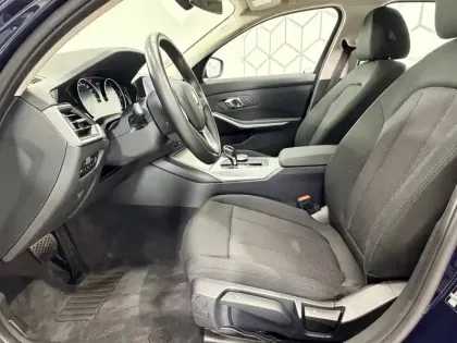 Photo 103 BMW Serie 3 318d 150 ch BVA8