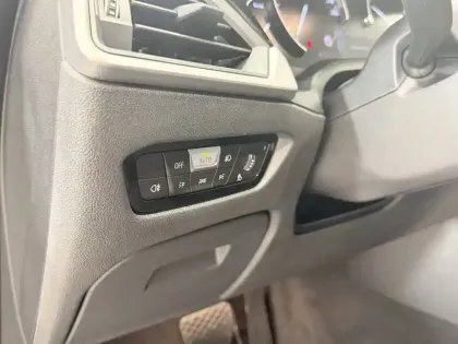 Photo 60 BMW Serie 3 318d 150 ch BVA8