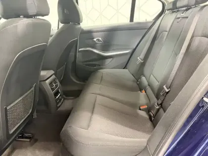 Photo 62 BMW Serie 3 318d 150 ch BVA8