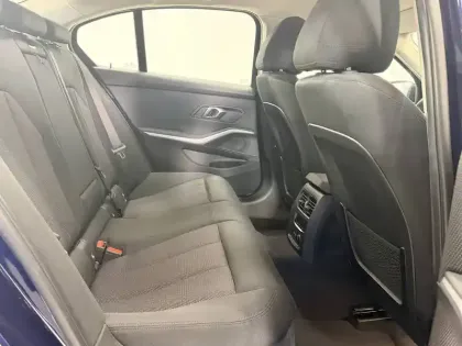 Photo 118 BMW Serie 3 318d 150 ch BVA8