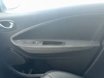 Photo 46 Renault Zoé Zoe R135 - MY22