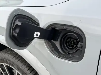 Photo 7 Volvo Xc90  T8 AWD Hybride Rechargeable 455 ch Geartronic 8 7pl