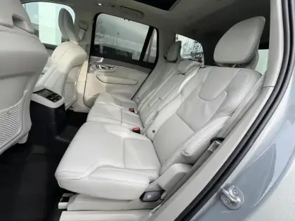 Photo 12 Volvo Xc90  T8 AWD Hybride Rechargeable 455 ch Geartronic 8 7pl