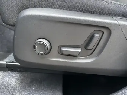 Photo 10 Volvo Xc40  B3 163 ch DCT7