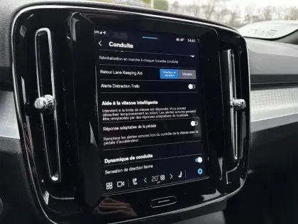 Photo 31 Volvo Xc40  B3 163 ch DCT7