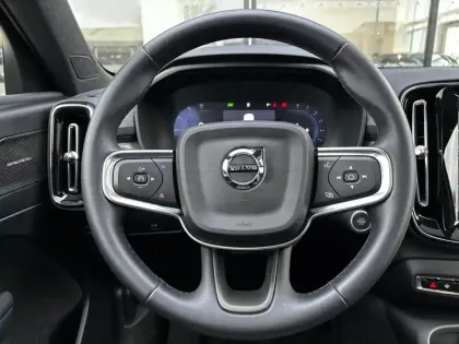 Photo 15 Volvo Xc40  B3 163 ch DCT7