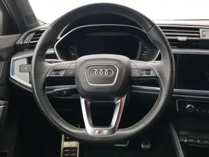 Photo 15 Audi Q3  Sportback 45 TFSIe  245 ch S tronic 6