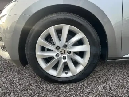 Photo 8 Skoda Superb Gén. III Ph2 Business 5