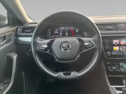 Photo 11 Skoda Superb Gén. III Ph2 Business 5