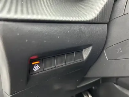 Photo 27 Peugeot 2008  PureTech 130 S&S EAT8