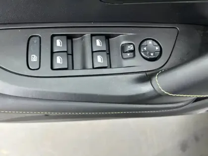 Photo 19 Peugeot 2008  PureTech 130 S&S EAT8