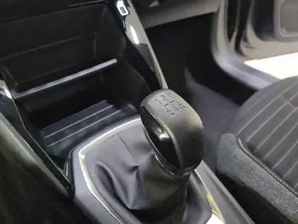 Photo 13 Peugeot 208  PureTech 75 S&S BVM5