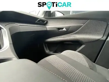 Photo 59 Peugeot 3008  1.2 Puretech 130ch S&S BVM6