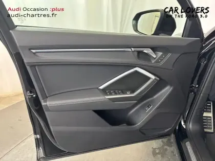 Photo 16 Audi Q3  35 TDI 150 ch S tronic 7