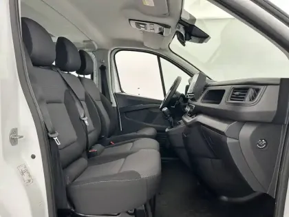 Photo 13 Renault Trafic  L1 dCi 150 Energy S&S