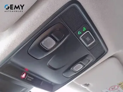 Photo 62 Renault Captur  E-Tech full hybrid 145