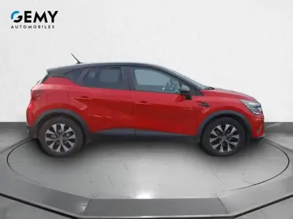 Photo 24 Renault Captur  E-Tech full hybrid 145