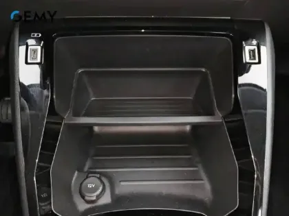 Photo 15 Peugeot 208  Electrique 50 kWh 136ch