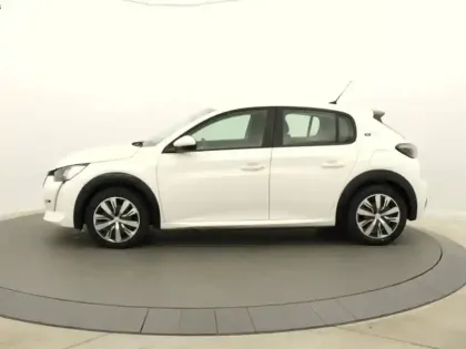 Photo 18 Peugeot 208  Electrique 50 kWh 136ch