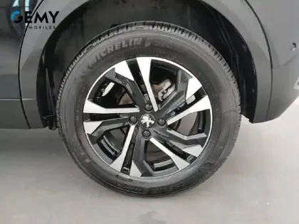 Photo 10 Peugeot 2008 Gén. II Ph1 NG GT 5