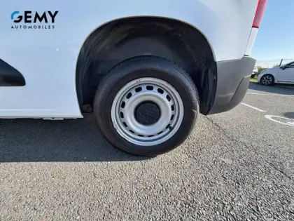 Photo 10 Peugeot Partner  FOURGON STANDARD 650 KG BLUEHDI 100 S&S BVM5