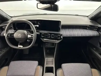 Photo 24 Renault 5 Renault  E-Tech Electrique 10 ch autonomie confort