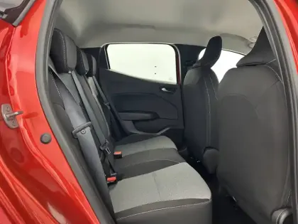 Photo 24 Renault Clio  E-Tech full hybrid 145 ch GSR2