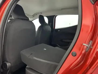 Photo 10 Renault Clio  E-Tech full hybrid 145 ch GSR2
