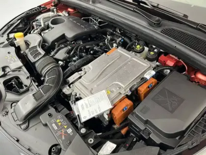 Photo 21 Renault Clio  E-Tech full hybrid 145 ch GSR2