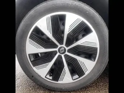 Photo 16 Renault Megane  E-Tech EV60 130ch super charge