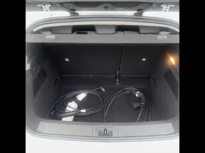 Photo 15 Renault Megane  E-Tech EV60 130ch super charge