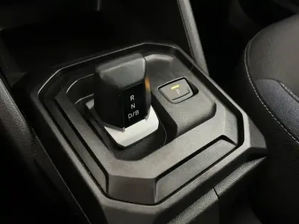 Photo 12 Dacia Duster  Hybrid 140