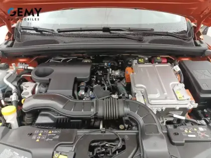 Photo 14 Renault Clio  E-Tech full hybrid 145 ch GSR2