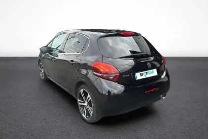 Photo 49 Peugeot 208  PureTech 110ch S&S BVM6