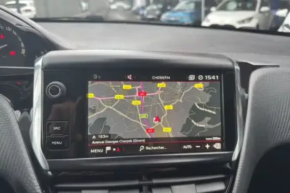 Photo 17 Peugeot 208  PureTech 110ch S&S BVM6