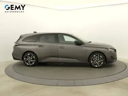 Photo 20 Peugeot 308  SW PHEV 180 e-EAT8