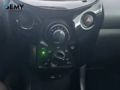 Photo 12 Peugeot 108  VTi 72ch S&S BVM5