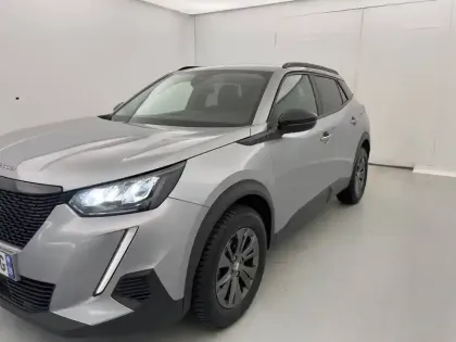 Photo 87 Peugeot 2008  PureTech 100 S&S BVM6