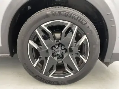 Photo 81 Peugeot 3008  Hybrid 145 e-DCS6