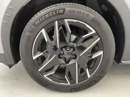 Photo 80 Peugeot 3008  Hybrid 145 e-DCS6