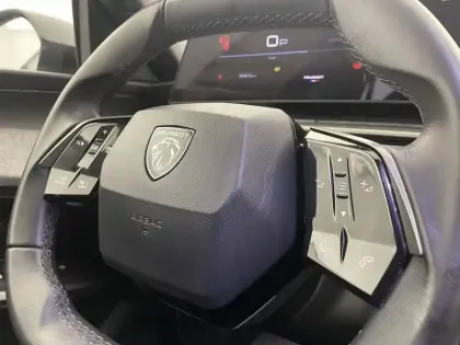 Photo 60 Peugeot 3008  Hybrid 145 e-DCS6