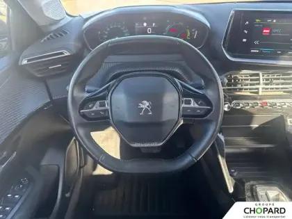 Photo 15 Peugeot 208  Electrique 50 kWh 136ch