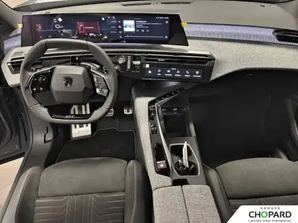 Photo 16 Peugeot 5008  Hybrid 145 e-DCS6