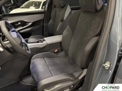 Photo 11 Peugeot 5008  Hybrid 145 e-DCS6