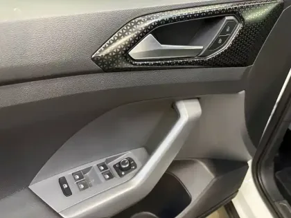 Photo 82 Volkswagen T-cross Gén. I Ph1 Carat 5