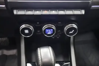 Photo 34 Renault Arkana  E-Tech hybride 145 - 22