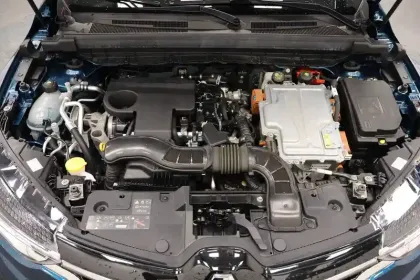 Photo 16 Renault Arkana  E-Tech hybride 145 - 22